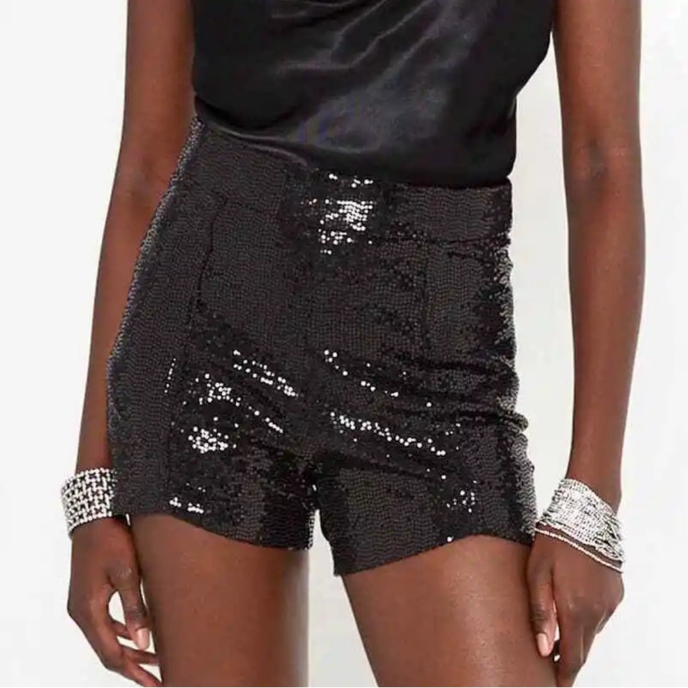 ZARA Sequin  Fluid High-Waist Shorts Black S SMALL